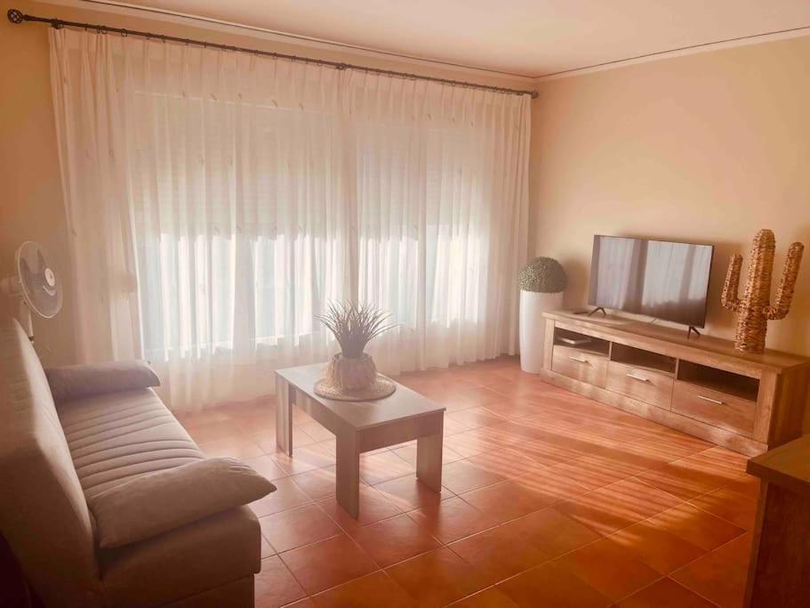 Apartamento En Primera Linea De Playa دينايا المظهر الخارجي الصورة